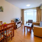 アパートホテル Apartcomplex Panorama Dreams *